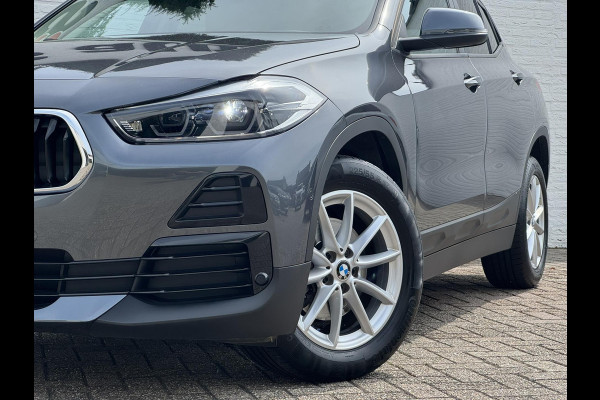 BMW X2 SDrive18i High Executive Led Panorama Sfeer verlichting Leder Cruise Clima