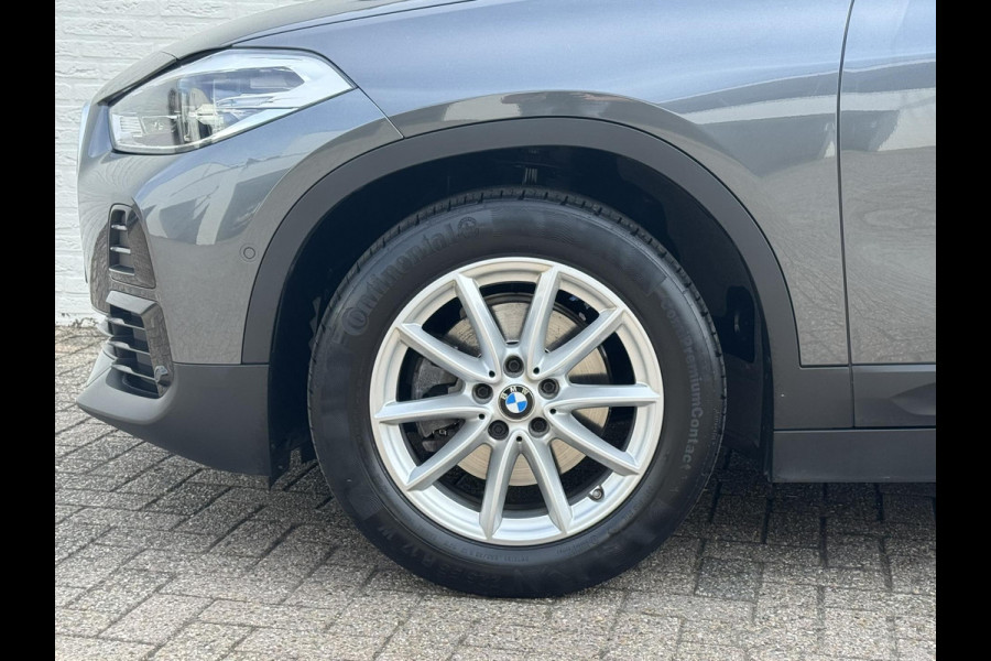 BMW X2 SDrive18i High Executive Led Panorama Sfeer verlichting Leder Cruise Clima