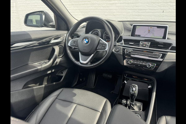 BMW X2 SDrive18i High Executive Led Panorama Sfeer verlichting Leder Cruise Clima