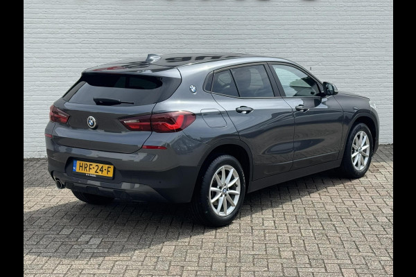 BMW X2 SDrive18i High Executive Led Panorama Sfeer verlichting Leder Cruise Clima