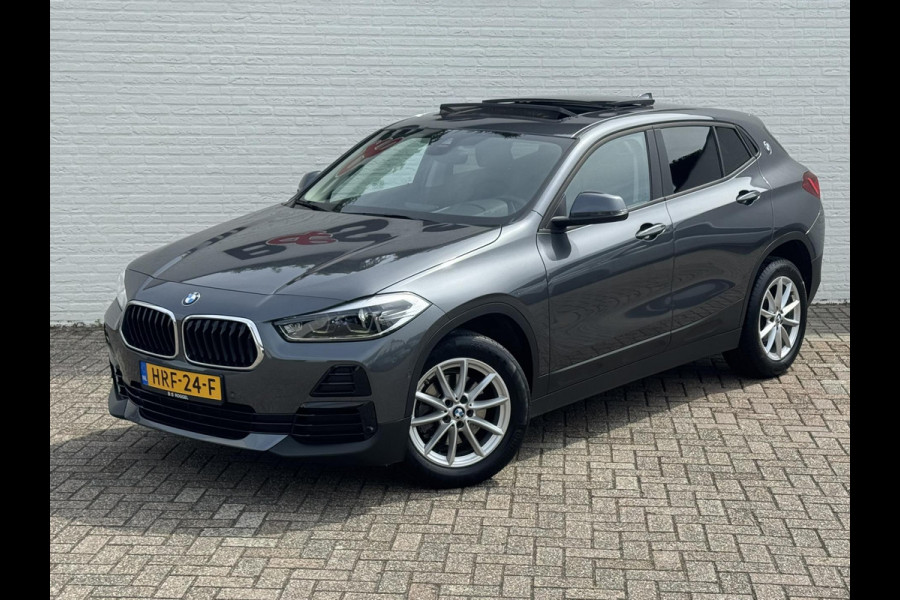BMW X2 SDrive18i High Executive Led Panorama Sfeer verlichting Leder Cruise Clima