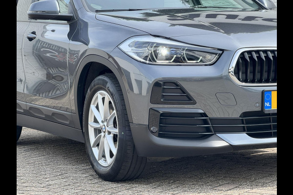 BMW X2 SDrive18i High Executive Led Panorama Sfeer verlichting Leder Cruise Clima