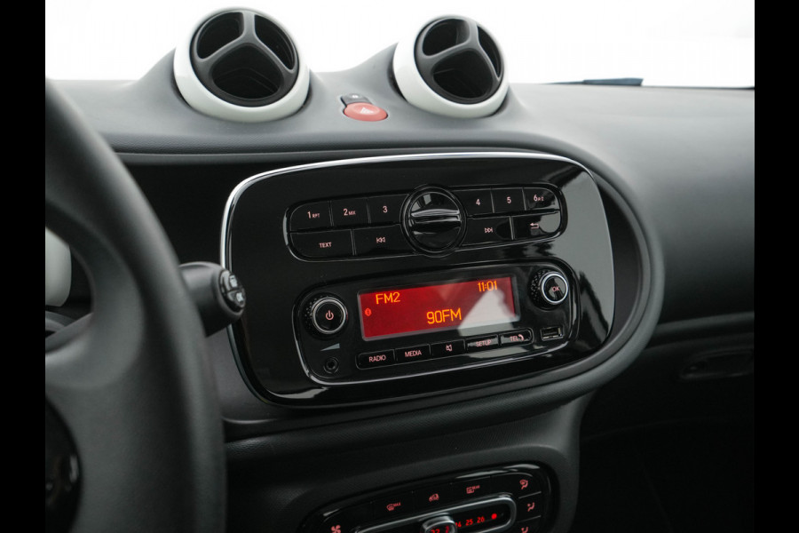Smart Forfour electric drive Business Solution Cool & Audio Pack Aut. *FULL-LEATHER | AIRCO | CRUISE | COMFORT-SEATS | 15''ALU*