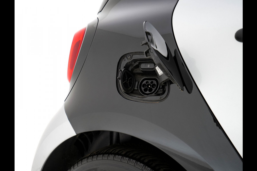 Smart Forfour electric drive Business Solution Cool & Audio Pack Aut. *FULL-LEATHER | AIRCO | CRUISE | COMFORT-SEATS | 15''ALU*