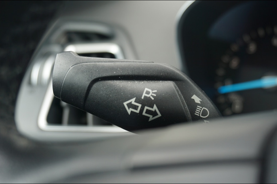 Ford Kuga 120PK Titanium TREKHAAK | CARPLAY | KEYLESS | CAMERA | ELEK.KLEP