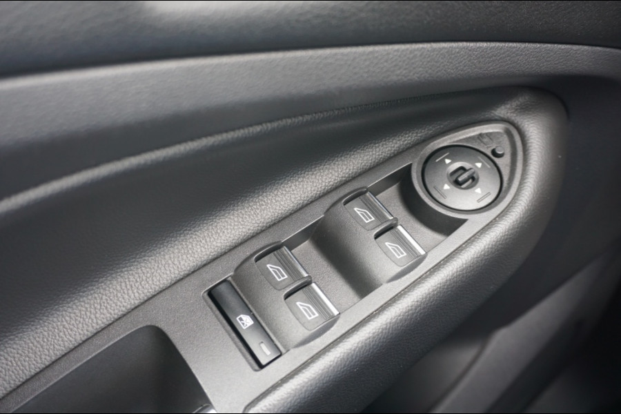 Ford Kuga 120PK Titanium TREKHAAK | CARPLAY | KEYLESS | CAMERA | ELEK.KLEP