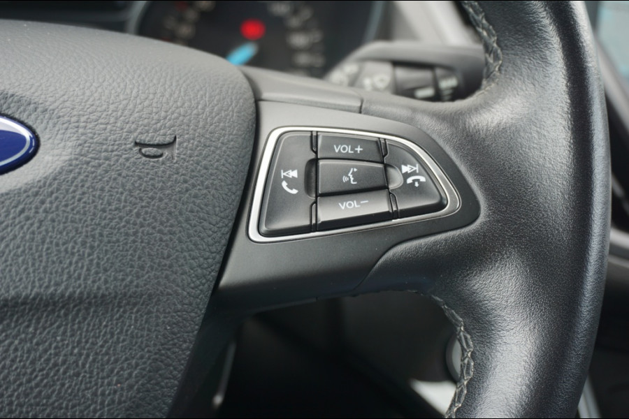 Ford Kuga 120PK Titanium TREKHAAK | CARPLAY | KEYLESS | CAMERA | ELEK.KLEP