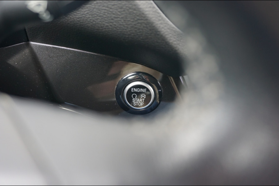 Ford Kuga 120PK Titanium TREKHAAK | CARPLAY | KEYLESS | CAMERA | ELEK.KLEP