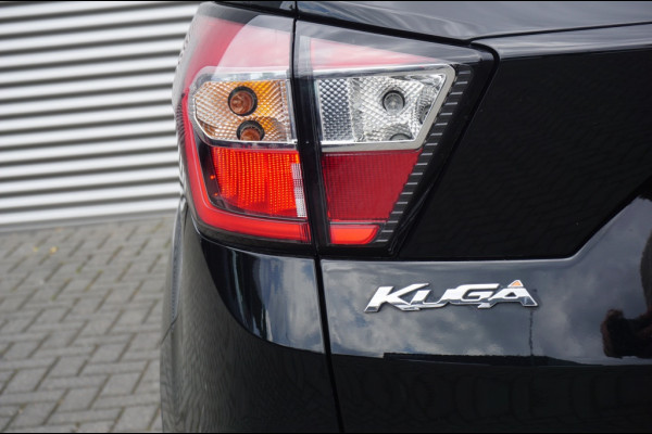 Ford Kuga 120PK Titanium TREKHAAK | CARPLAY | KEYLESS | CAMERA | ELEK.KLEP