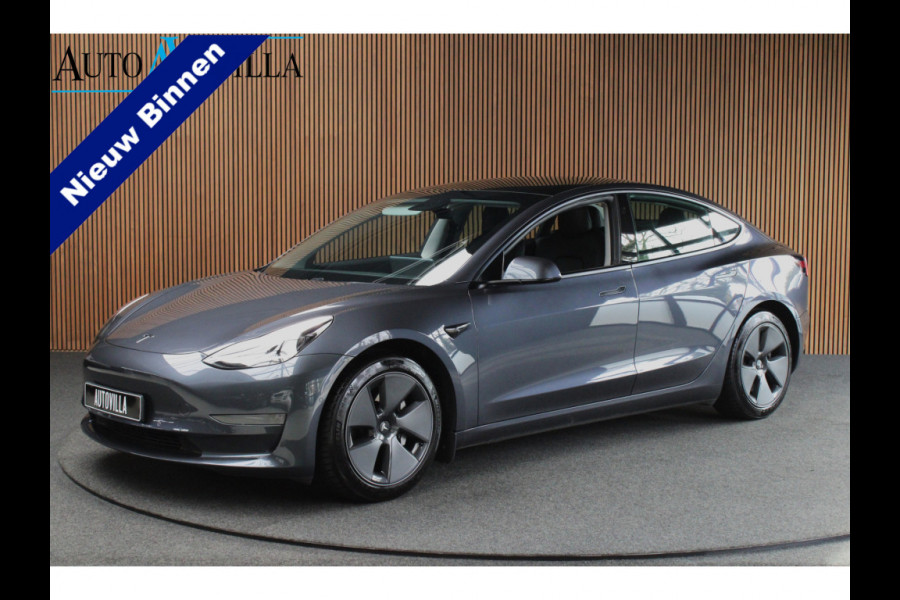 Tesla Model 3 RWD ACC Autopilot Stuurverwarm. PDC Leer Navi Panoramadak 360° Elektr. achterklep Stoelverwarming voor & achter Climate voor & achter LM velgen BTW auto! Nieuw!