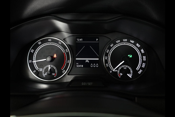 Škoda SCALA 1.0 TSI Ambition 110 pk Automaat (DSG) | Verlengde garantie | Navigatie via App | Parkeersensoren achter | Autom. airco | Apple Carplay/Android Auto |