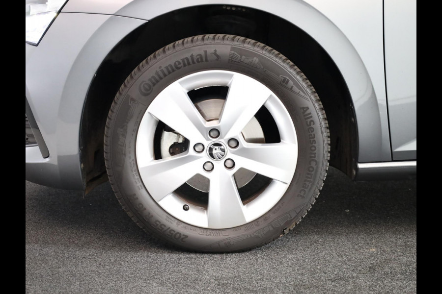 Škoda SCALA 1.0 TSI Ambition 110 pk Automaat (DSG) | Verlengde garantie | Navigatie via App | Parkeersensoren achter | Autom. airco | Apple Carplay/Android Auto |