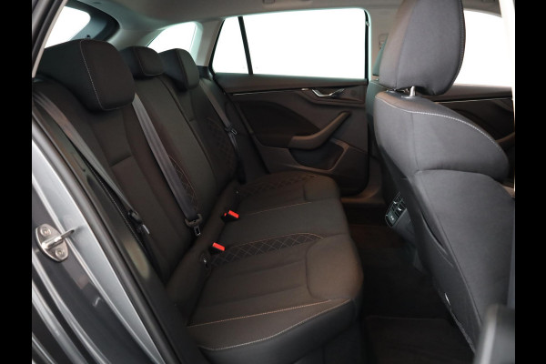 Škoda SCALA 1.0 TSI Ambition 110 pk Automaat (DSG) | Verlengde garantie | Navigatie via App | Parkeersensoren achter | Autom. airco | Apple Carplay/Android Auto |