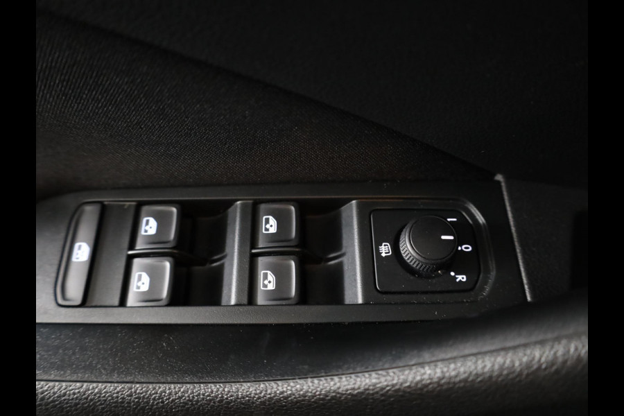 Škoda SCALA 1.0 TSI Ambition 110 pk Automaat (DSG) | Verlengde garantie | Navigatie via App | Parkeersensoren achter | Autom. airco | Apple Carplay/Android Auto |
