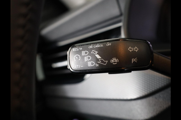 Škoda SCALA 1.0 TSI Ambition 110 pk Automaat (DSG) | Verlengde garantie | Navigatie via App | Parkeersensoren achter | Autom. airco | Apple Carplay/Android Auto |