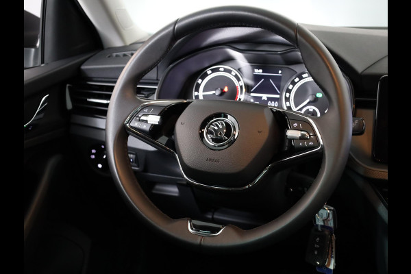 Škoda SCALA 1.0 TSI Ambition 110 pk Automaat (DSG) | Verlengde garantie | Navigatie via App | Parkeersensoren achter | Autom. airco | Apple Carplay/Android Auto |