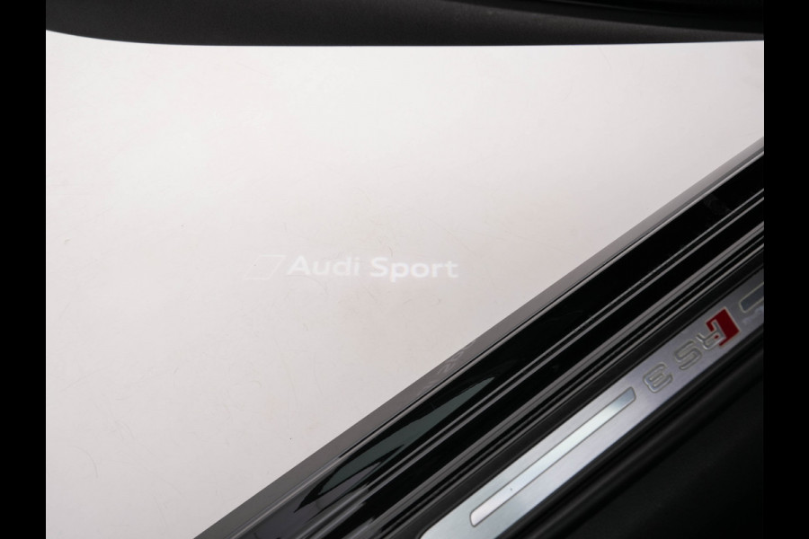 Audi RS3 2.5 TFSI quattro Aut. *RS-SEATS | PANO | NAPPA-FULL-LEATHER | DIGI-COCKPIT | BANG&OLUFSEN | APPLE-CARPLAY | ADAPTIVE-CRUISE | BLIND-SPOT | CAMERA | KEYLESS | NAVI-FULLMAP | DAB+ | MAGNETIC-RIDE | 19''ALU*