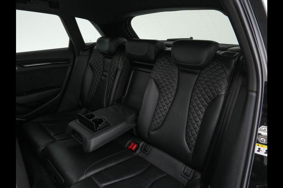 Audi RS3 2.5 TFSI quattro Aut. *RS-SEATS | PANO | NAPPA-FULL-LEATHER | DIGI-COCKPIT | BANG&OLUFSEN | APPLE-CARPLAY | ADAPTIVE-CRUISE | BLIND-SPOT | CAMERA | KEYLESS | NAVI-FULLMAP | DAB+ | MAGNETIC-RIDE | 19''ALU*