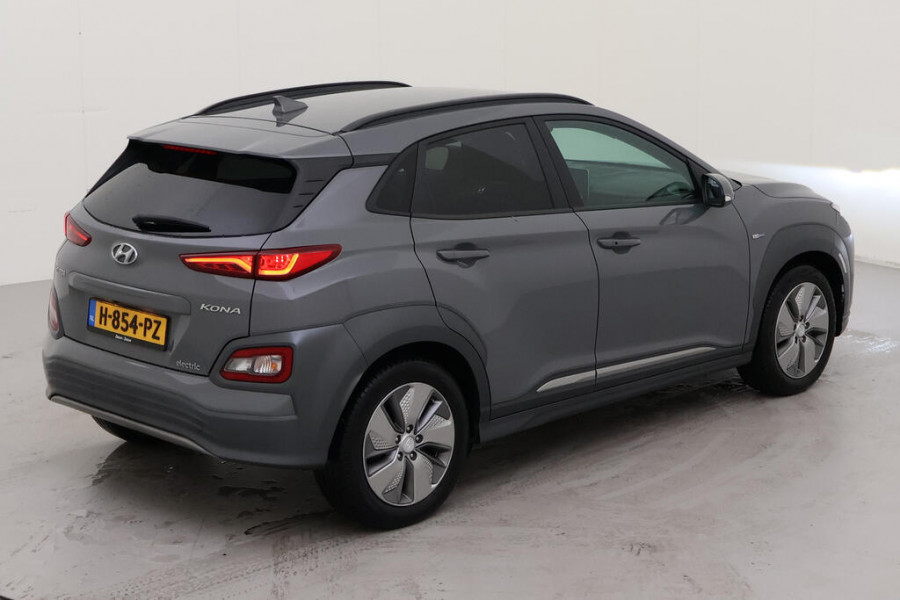 Hyundai Kona EV Premium 64 kWh NL AUTO | CAMERA | STOELKOELING | STOELVERW |