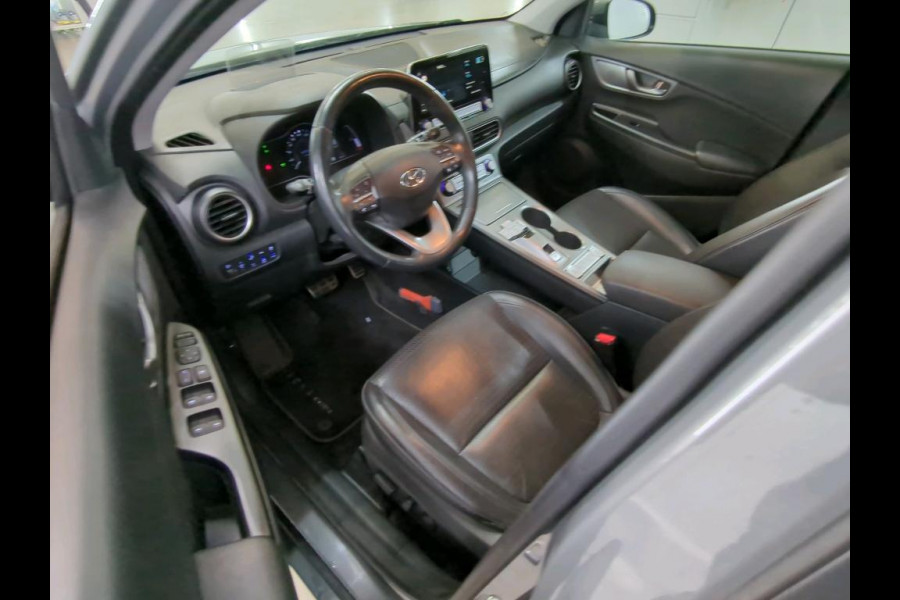 Hyundai Kona EV Premium 64 kWh NL AUTO | CAMERA | STOELKOELING | STOELVERW |