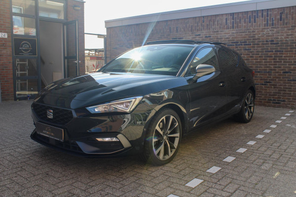 Seat Leon 1.4 TSI eHybrid PHEV FR Bus. Intense | PANO | CAMERA | CARPLAY