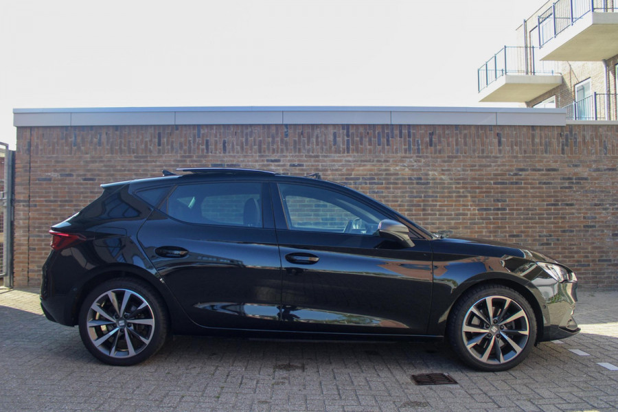 Seat Leon 1.4 TSI eHybrid PHEV FR Bus. Intense | PANO | CAMERA | CARPLAY