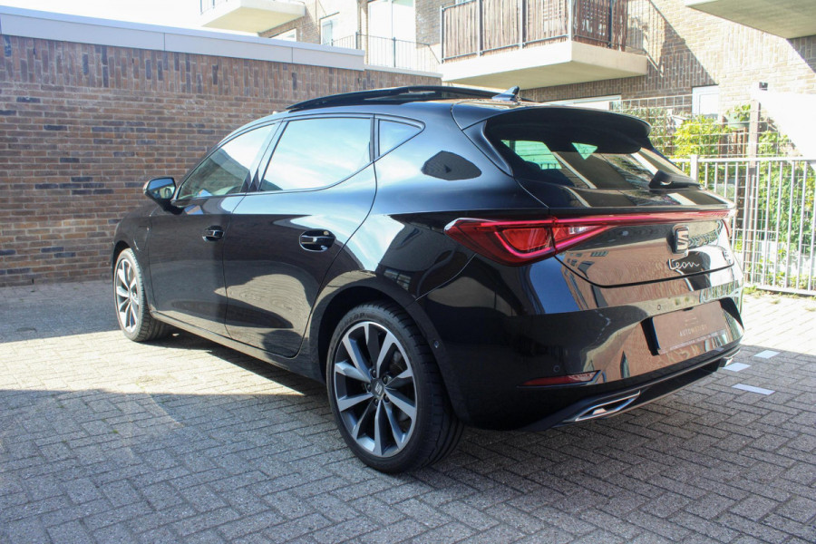 Seat Leon 1.4 TSI eHybrid PHEV FR Bus. Intense | PANO | CAMERA | CARPLAY