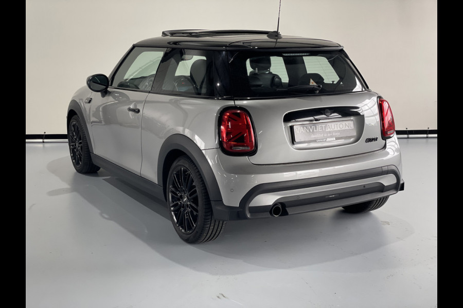 MINI Mini 1.5 Cooper Camden Plus Edition LEDER / PANO DAK CAMERA