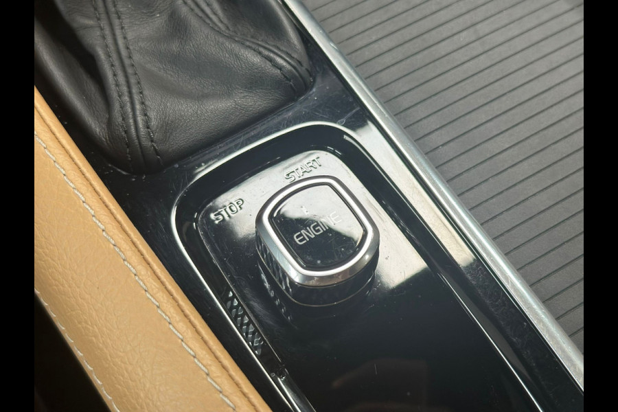 Volvo S90 2.0 T5 Momentum, Leder, Virtual Dash, Navi, NL Auto, NAP