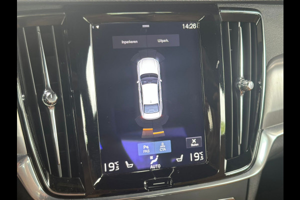 Volvo S90 2.0 T5 Momentum, Leder, Virtual Dash, Navi, NL Auto, NAP