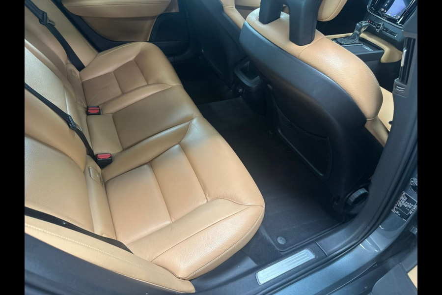 Volvo S90 2.0 T5 Momentum, Leder, Virtual Dash, Navi, NL Auto, NAP