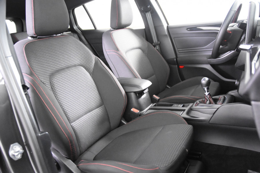 Ford FOCUS Wagon Hybrid ST-Line *1ste Eigenaar*Navigatie*