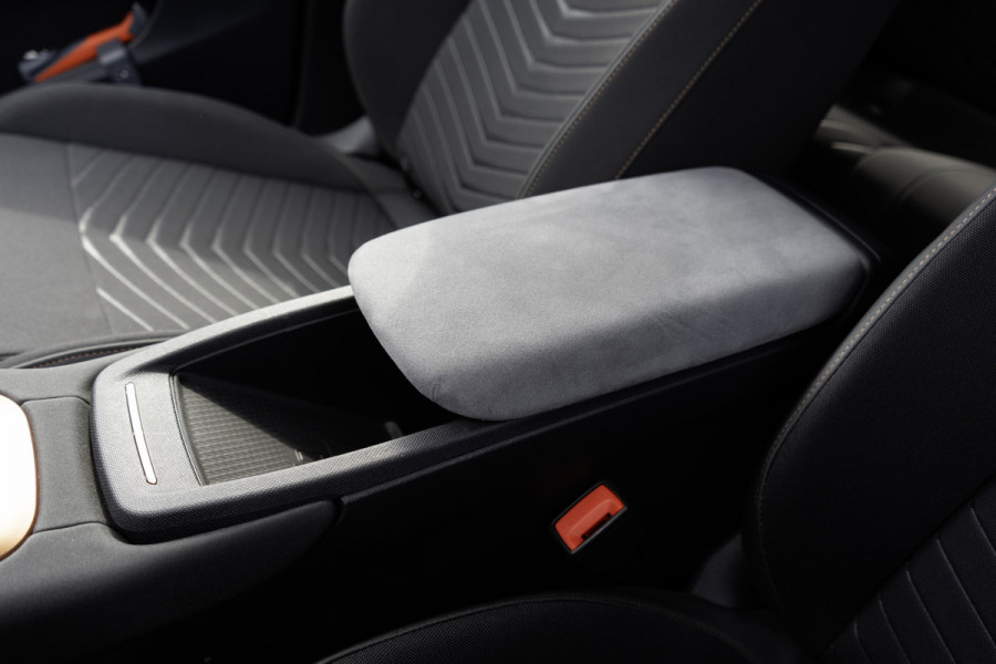 CUPRA Born Business Plus 62 kWh | LED | Camera | CarPlay | Navigatie | iClimate | Cruise