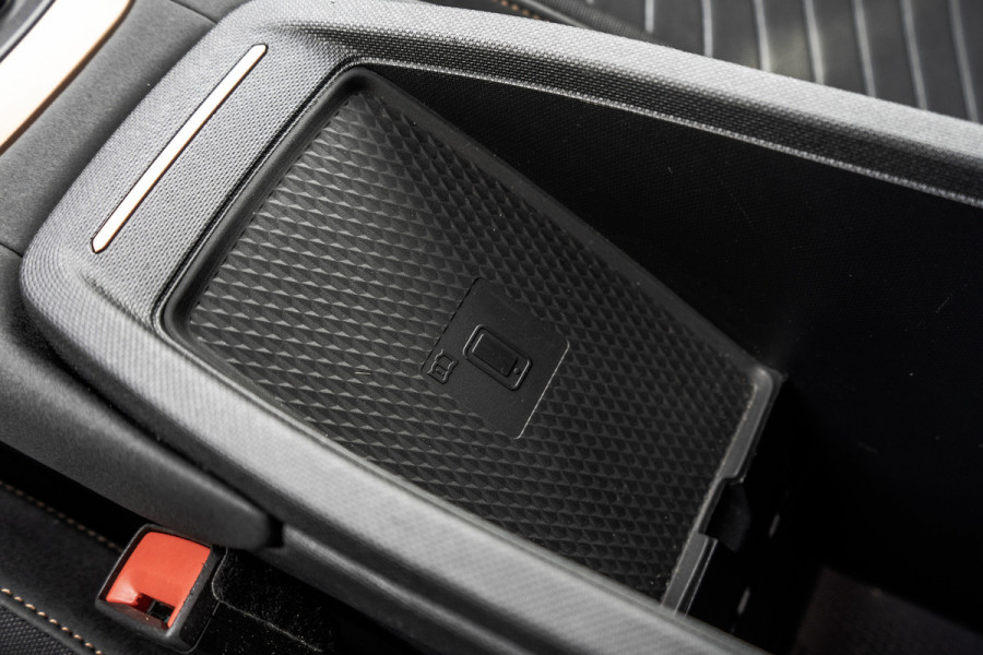 CUPRA Born Business Plus 62 kWh | LED | Camera | CarPlay | Navigatie | iClimate | Cruise