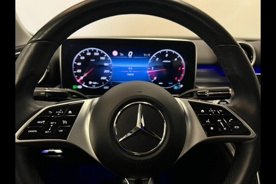 Mercedes-Benz C-Klasse 220d / BTW / Schuifdak / Trekhaak / Sfeerverlichting