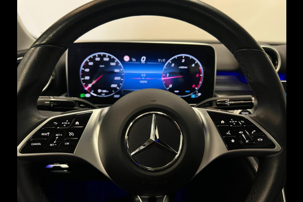 Mercedes-Benz C-Klasse 220d / BTW / Schuifdak / Trekhaak / Sfeerverlichting