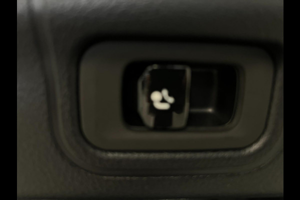 Mercedes-Benz C-Klasse 220d / BTW / Schuifdak / Trekhaak / Sfeerverlichting