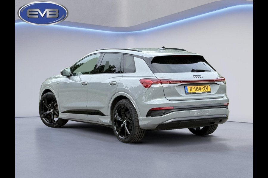 Audi Q4 e-tron 35 S edition 55 kWh, 2 x s-line, 21 inch, kieselgrijs, camera,1 e eigenaar. Nederlandse auto met nationale auto pas
