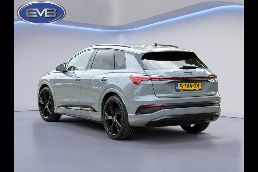 Audi Q4 e-tron 35 S edition 55 kWh, 2 x s-line, 21 inch, kieselgrijs, camera,1 e eigenaar. Nederlandse auto met nationale auto pas