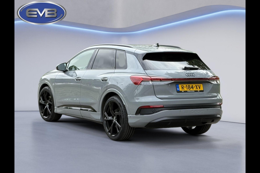 Audi Q4 e-tron 35 S edition 55 kWh, 2 x s-line, 21 inch, kieselgrijs, camera,1 e eigenaar. Nederlandse auto met nationale auto pas