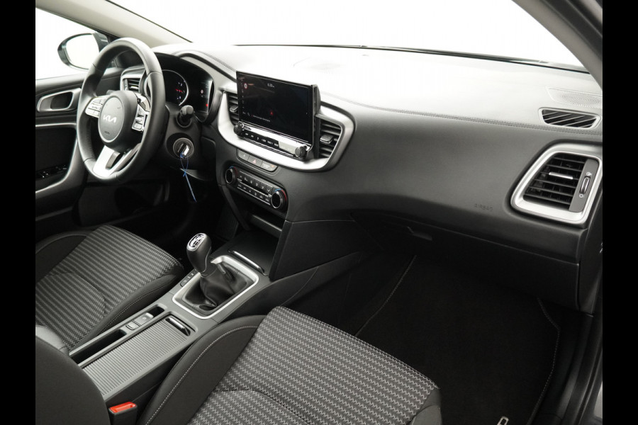 Kia Ceed Sportswagon 1.0 T-GDi DynamicLine - Navigatie - Climate Control - Lichtmetalen velgen - Apple Carplay/Android Auto - Fabrieksgarantie tot 06-2031