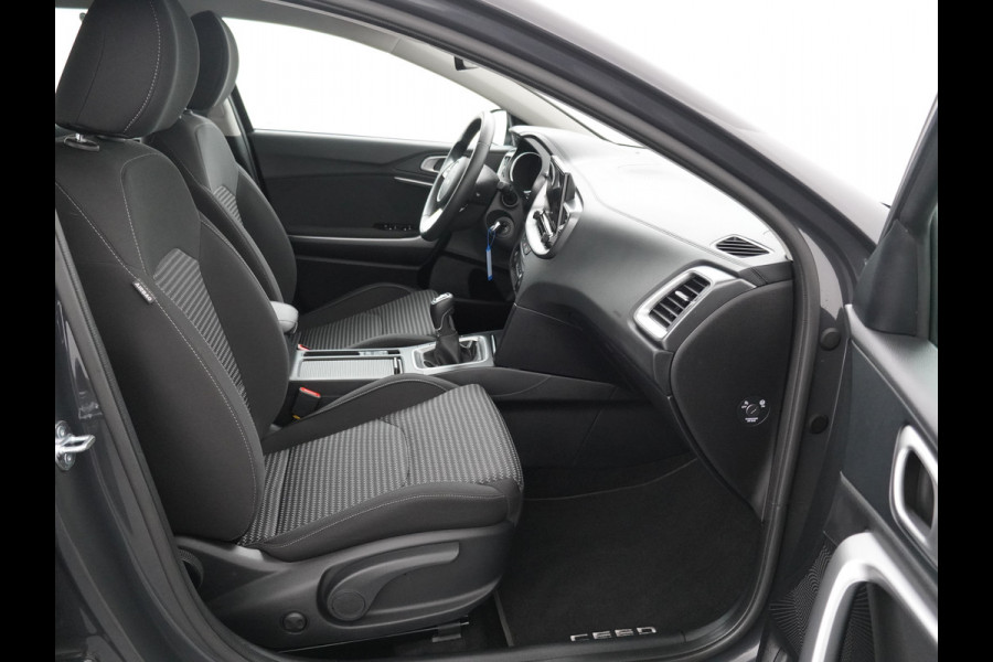 Kia Ceed Sportswagon 1.0 T-GDi DynamicLine - Navigatie - Climate Control - Lichtmetalen velgen - Apple Carplay/Android Auto - Fabrieksgarantie tot 06-2031