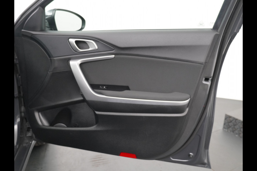 Kia Ceed Sportswagon 1.0 T-GDi DynamicLine - Navigatie - Climate Control - Lichtmetalen velgen - Apple Carplay/Android Auto - Fabrieksgarantie tot 06-2031