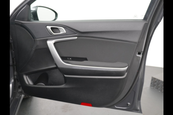 Kia Ceed Sportswagon 1.0 T-GDi DynamicLine - Navigatie - Climate Control - Lichtmetalen velgen - Apple Carplay/Android Auto - Fabrieksgarantie tot 06-2031