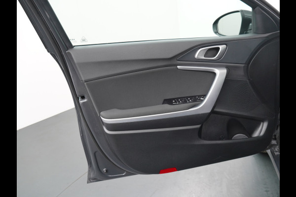 Kia Ceed Sportswagon 1.0 T-GDi DynamicLine - Navigatie - Climate Control - Lichtmetalen velgen - Apple Carplay/Android Auto - Fabrieksgarantie tot 06-2031