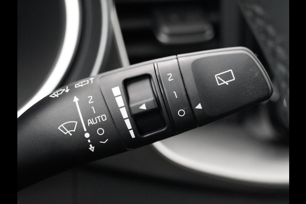 Kia Ceed Sportswagon 1.0 T-GDi DynamicLine - Navigatie - Climate Control - Lichtmetalen velgen - Apple Carplay/Android Auto - Fabrieksgarantie tot 06-2031