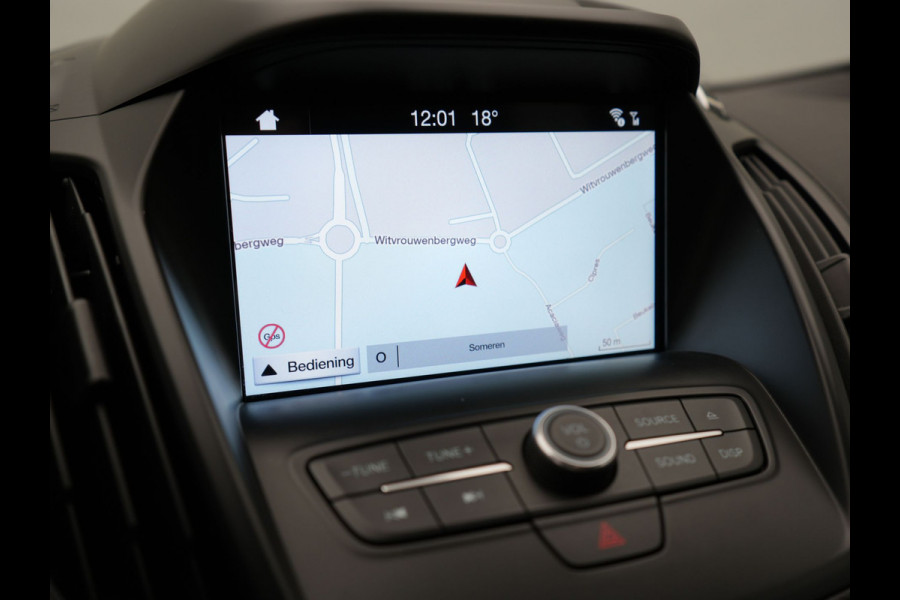 Ford Kuga 1.5 EcoBoost ST Line 2000kg Trekgewicht | Alcantara Sportstoelen | Apple Carplay | Navigatie | Trekhaak | Camera | Climate Control | Cruise Control | L.M. 18" | Parkeersensoren |