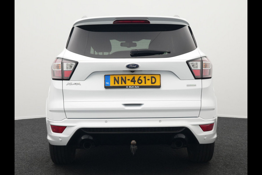 Ford Kuga 1.5 EcoBoost ST Line 2000kg Trekgewicht | Alcantara Sportstoelen | Apple Carplay | Navigatie | Trekhaak | Camera | Climate Control | Cruise Control | L.M. 18" | Parkeersensoren |