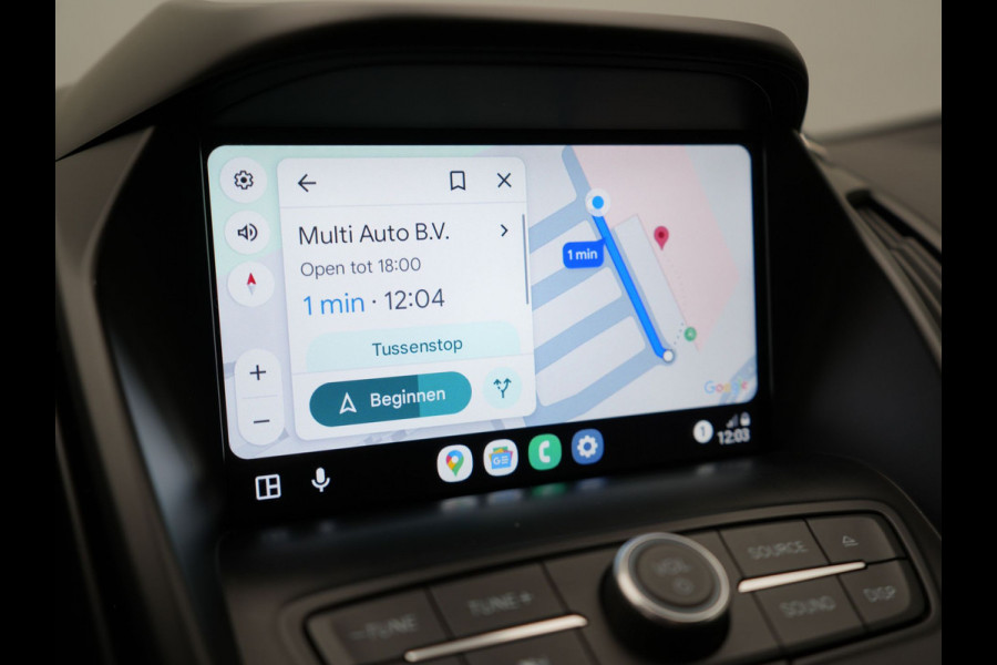 Ford Kuga 1.5 EcoBoost ST Line 2000kg Trekgewicht | Alcantara Sportstoelen | Apple Carplay | Navigatie | Trekhaak | Camera | Climate Control | Cruise Control | L.M. 18" | Parkeersensoren |