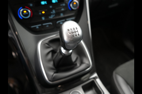 Ford Kuga 1.5 EcoBoost ST Line 2000kg Trekgewicht | Alcantara Sportstoelen | Apple Carplay | Navigatie | Trekhaak | Camera | Climate Control | Cruise Control | L.M. 18" | Parkeersensoren |